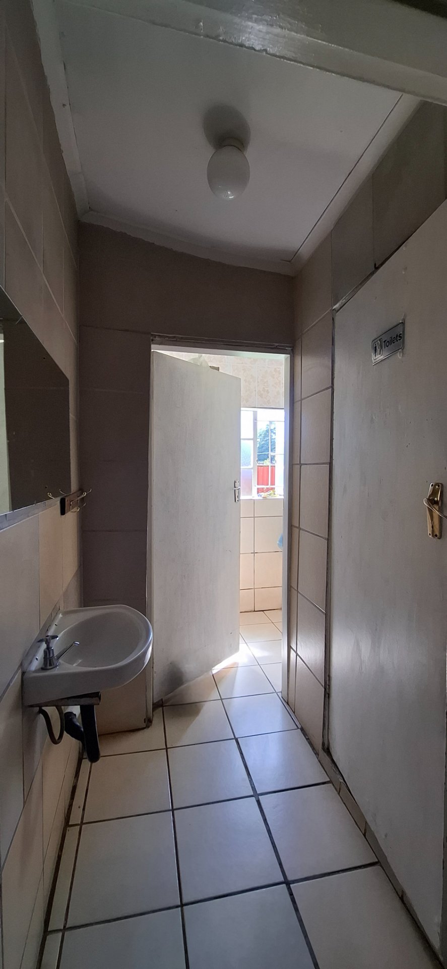 5 Bedroom Property for Sale in Ficksburg Free State